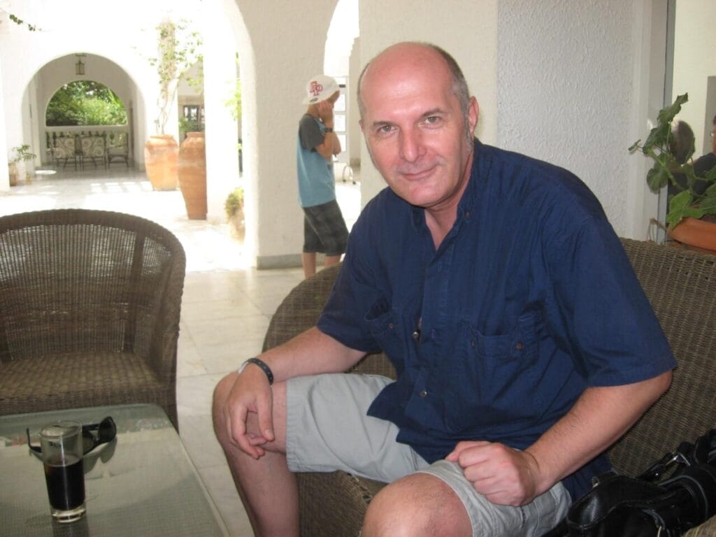 Tone Papiga: Kje pa, drugje? STARWHEEL Tone Papiga: Kje pa, drugje? STARWHEEL