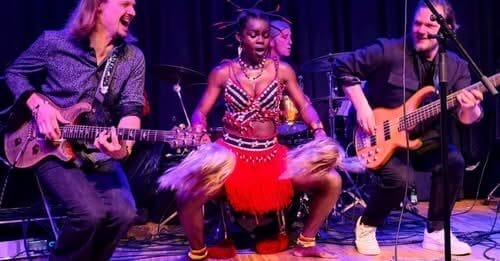 Welcome Home, My Friends and All Five of Them STARWHEEL Welcome Home, My Friends and All Five of Them STARWHEEL