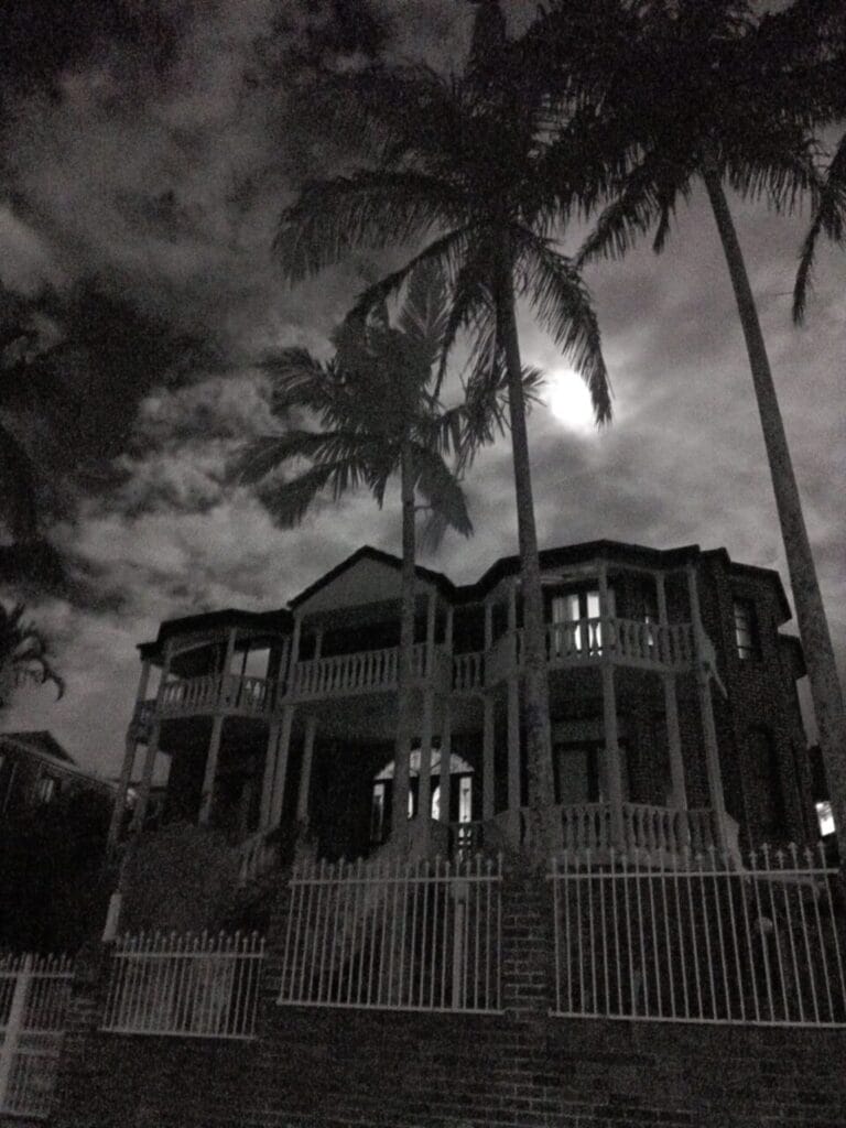 A 4x4 x1000x Statues of Little Golden Buddha STARWHEEL