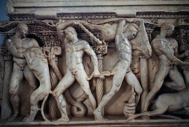 The Vampire's Diary, Chapter One: The Hydra STARWHEEL