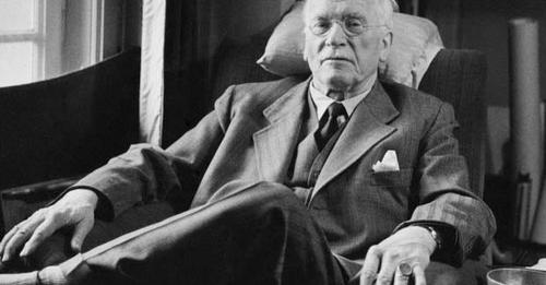 Arhetipi in kolektivno nezavedno: Drevo naj se nikdar ne poseka STARWHEEL Arhetipi in kolektivno nezavedno: Drevo naj se nikdar ne poseka STARWHEEL