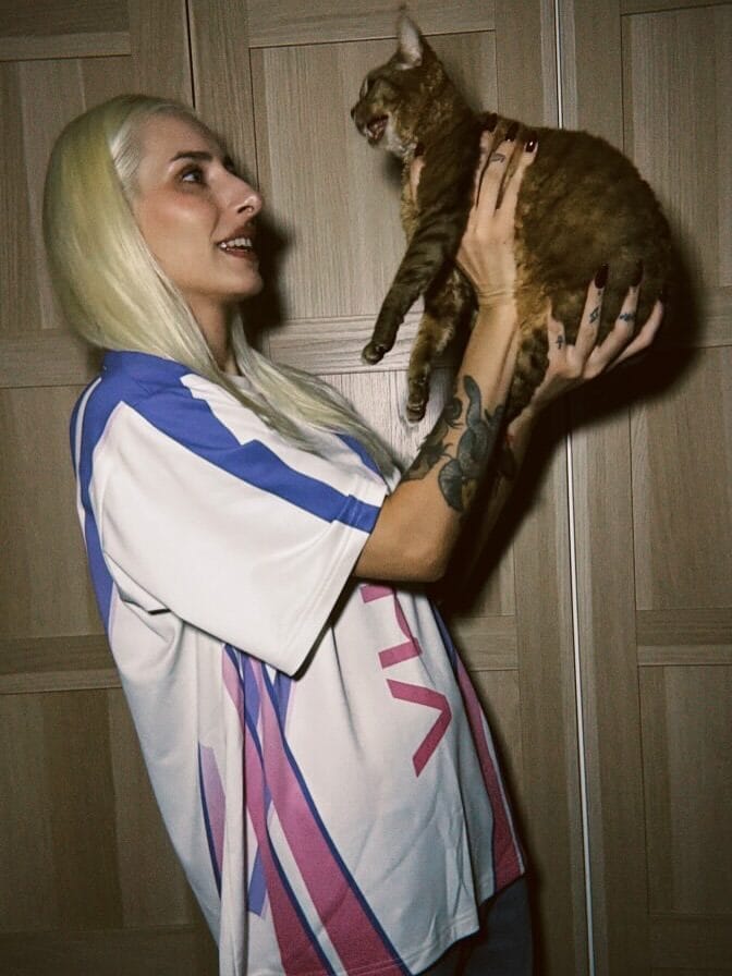 L❤ve How Y❤u Scr❤ll: Hanged by a Vi❤lin it went, ar❤und, the W❤r(l)d; All Spinning! STARWHEEL L❤ve How Y❤u Scr❤ll: Hanged by a Vi❤lin it went, ar❤und, the W❤r(l)d; All Spinning! STARWHEEL