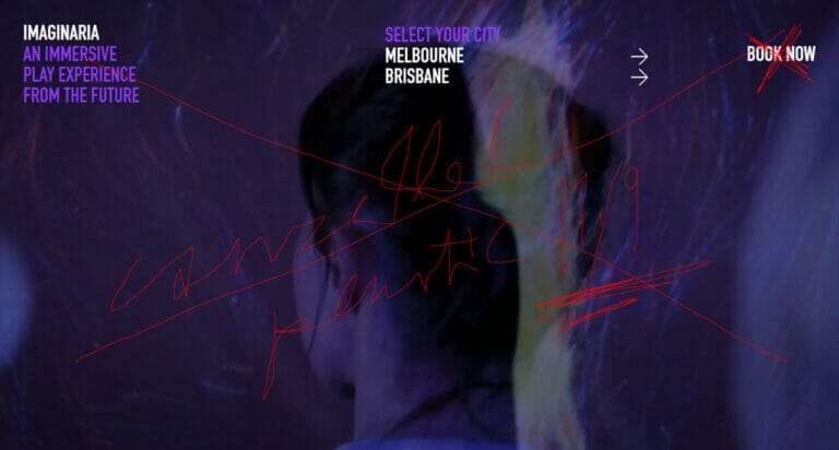 IT'S PLASTIC, ISN'T IT FANTASTIC !?