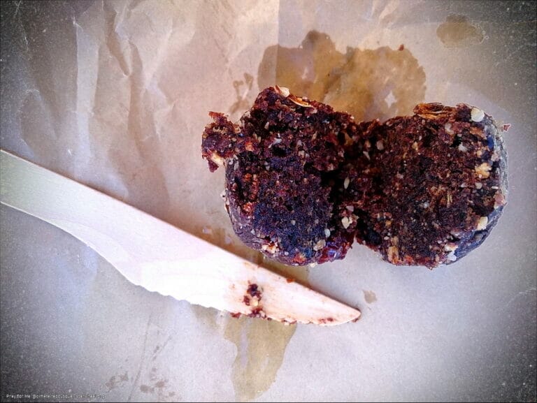 42 Ways of Rolling Eyes 