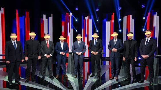 Welcome Home, My Friends and All Five of Them STARWHEEL Welcome Home, My Friends and All Five of Them STARWHEEL